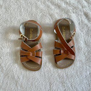 Salt Water Sandals // Tan // Toddler Size 10 // Like New